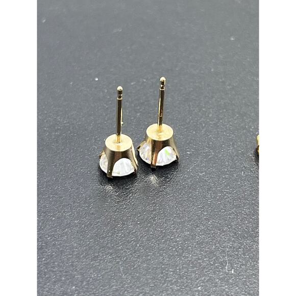 DRT 14K Yellow Gold 5 mm Solitaire Round Prong 1.00 ctw CZ Stud Earring - Picture 12 of 16